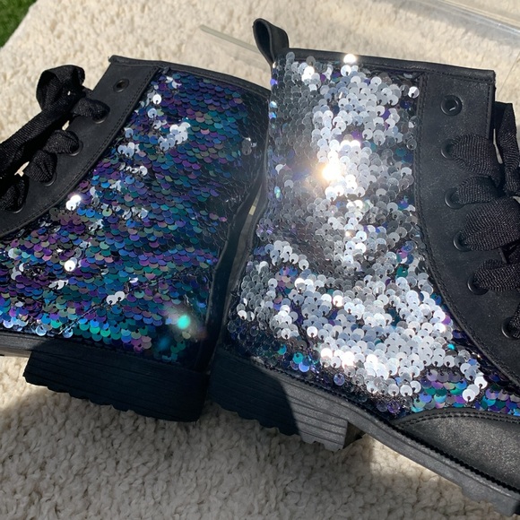 Mermaid sequins biker boot lace up - Picture 9 of 9